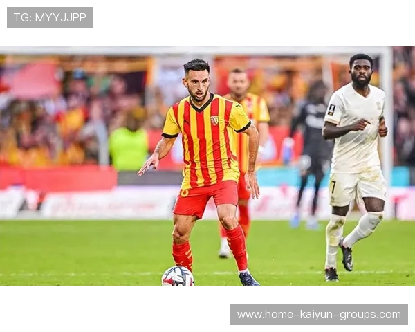 五大联赛新黑马：巴黎与朗斯逆袭争顶